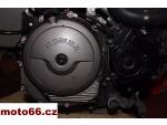 Klikněte pro detailní foto č. 3 - Víko motoru - spojky Honda CBR 1100 Super Blackbird