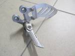 Klikněte pro detailní foto č. 1 - Leva predni stupacka suzuki gsxr 1000 05-06
