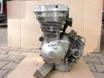Klikněte pro detailní foto č. 2 - Motor GSX 600F