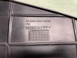 Klikněte pro detailní foto č. 4 - Pravý vnitřní plast Deauville 700
