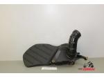 Klikněte pro detailní foto č. 1 - Plast filtrboxu   Piaggio Beverly 125 (2001-2009)
