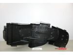 Klikněte pro detailní foto č. 2 - 63110-33E zadní vnitřní blatník Suzuki GSXR 600/750 SRAD