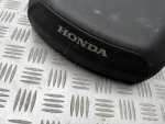 Klikněte pro detailní foto č. 3 - Sedadlo Honda SH