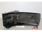 Klikněte pro detailní foto č. 5 - 35022 zadní část blatníku držák značky Kawasaki GPZ 500 S 87-93