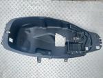 Detail nabídky - Plast pod sedlem Piaggio MP3 500 LT
