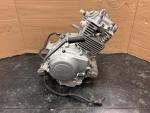 Klikněte pro detailní foto č. 5 - Motor YBR 125 E399E