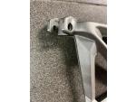 Klikněte pro detailní foto č. 2 - Levý zadní držák stupačky BMW R 1200GS, 13-