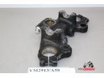 Klikněte pro detailní foto č. 4 - 2H7-23435-00-98 horní brýle tlumičů  Yamaha XS 1100 78-83 2H9