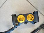 Detail nabídky - Pravý přední brzdič Yamaha YZF-R1 04-06