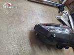 Klikněte pro detailní foto č. 4 - Přední světlo Triumph Tiger 800 XC