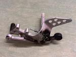 Klikněte pro detailní foto č. 6 - Pravý držák stupačky, stupačka, páka brzdy YZF 125