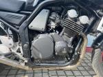 Klikněte pro detailní foto č. 5 - Yamaha FZS 600 1998