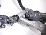 Klikněte pro detailní foto č. 13 - Brzdový třmen přední, Dual pumpa CBS, držák, destičky