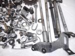 Klikněte pro detailní foto č. 5 - Spojovací materiál, šrouby, držák, kolečko, guma - různé