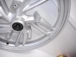 Klikněte pro detailní foto č. 4 - Přední kolo - 19"