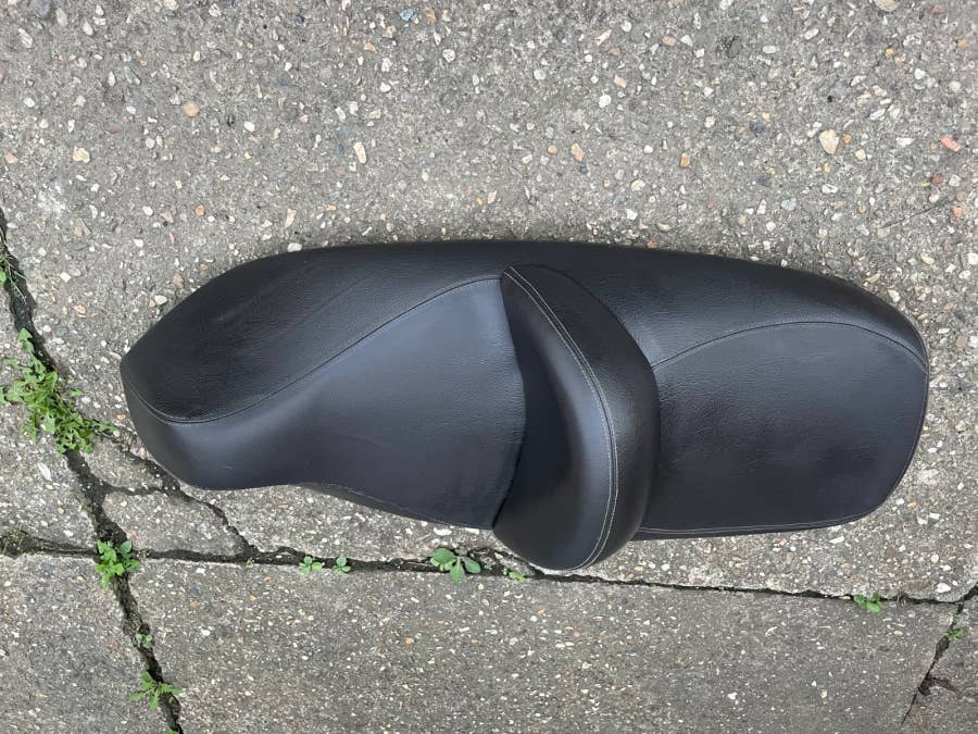 Kapoty sedlo Sedlo Piaggio X9 pro Piaggio X9 125, Praha