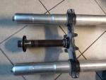 Klikněte pro detailní foto č. 1 - Spodní brýle Kawasaki Z 750 07-
