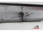 Klikněte pro detailní foto č. 6 - Pravá část klínu pod motor (prasklý) T2317025 Triumph Street Tri