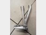 Detail nabídky - Pravá zadní stupačka s držákem Honda CB 650 R