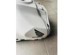 Klikněte pro detailní foto č. 4 - Benzínová palivová nádrž Honda CB 750 Hornet