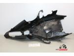 Klikněte pro detailní foto č. 5 - 2CR-21611-01 podsedlový plast spodní Yamaha YZF R1 15-24