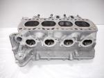 Klikněte pro detailní foto č. 11 - Hlava válců, ventily sací, ventil výfukový