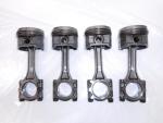 Klikněte pro detailní foto č. 1 - Ojnice, píst, pístní kroužky a čep, šály, ložiskové pánve