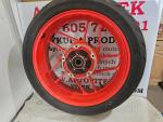 Klikněte pro detailní foto č. 3 - Zadní kolo s pneu