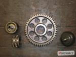 Klikněte pro detailní foto č. 1 - Ozubená kola motoru Suzuki VL 1500 Intruder
