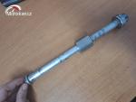 Klikněte pro detailní foto č. 1 - Osa zadního kola Suzuki VZ 800 Marauder