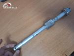 Klikněte pro detailní foto č. 4 - Osa zadního kola Suzuki VZ 800 Marauder