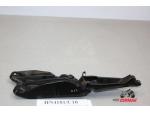 Klikněte pro detailní foto č. 4 - Držák pravé zrcátka 88115-K40-F62 Honda NSS 125,350 Forza