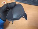 Klikněte pro detailní foto č. 5 - Plast mezi světlem Yamaha BT 1100 Bulldog
