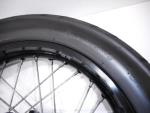 Klikněte pro detailní foto č. 12 - Zadní kolo 17" + pneumatika Continental 120/90-17