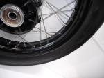 Klikněte pro detailní foto č. 4 - Zadní kolo 17" + pneumatika Continental 120/90-17